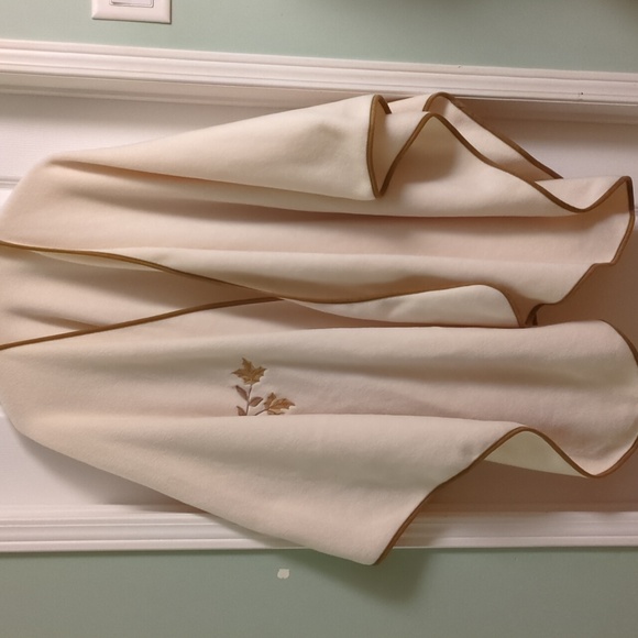 Super Warm Fleece Poncho Cardigan Sweater - Picture 3 of 7